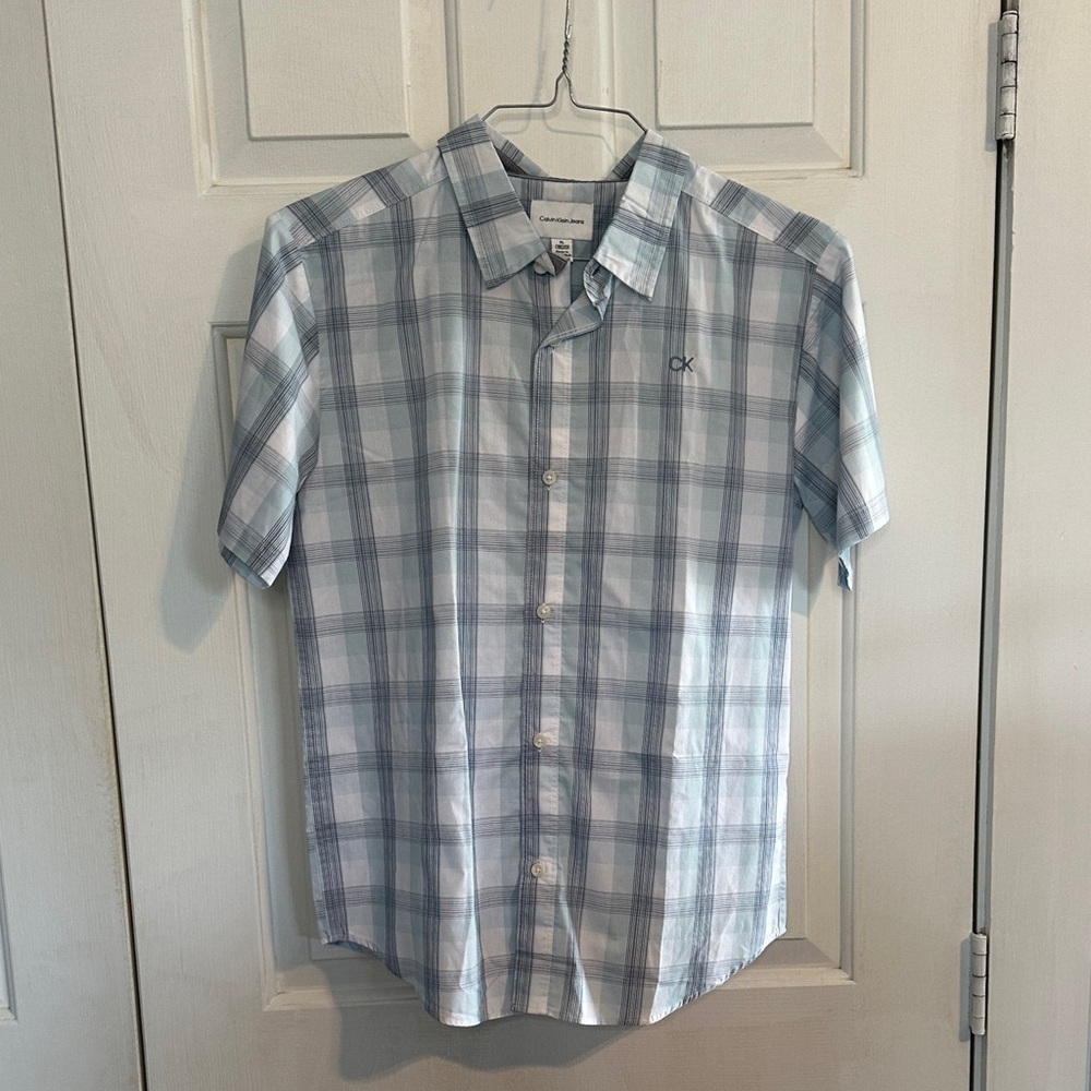 Calvin Klein Jeans youth XL blue plaid short sleeve button down shirt